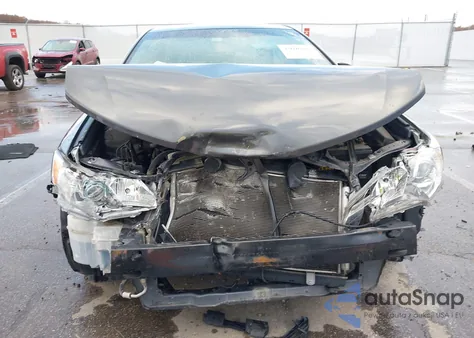 2012 Toyota Camry Le z USA, uszkodzony, nr VIN 4T4BF1FK4CR214980